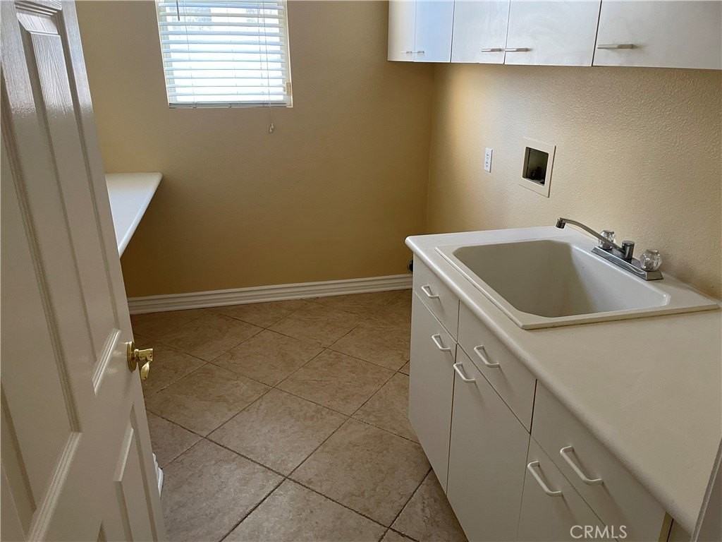 4567 Driving Range Rd - Photo 6 of 9
