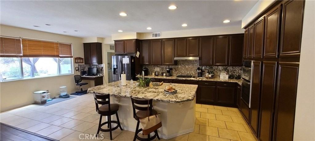 1026 Mccall Dr - Photo 5 of 20