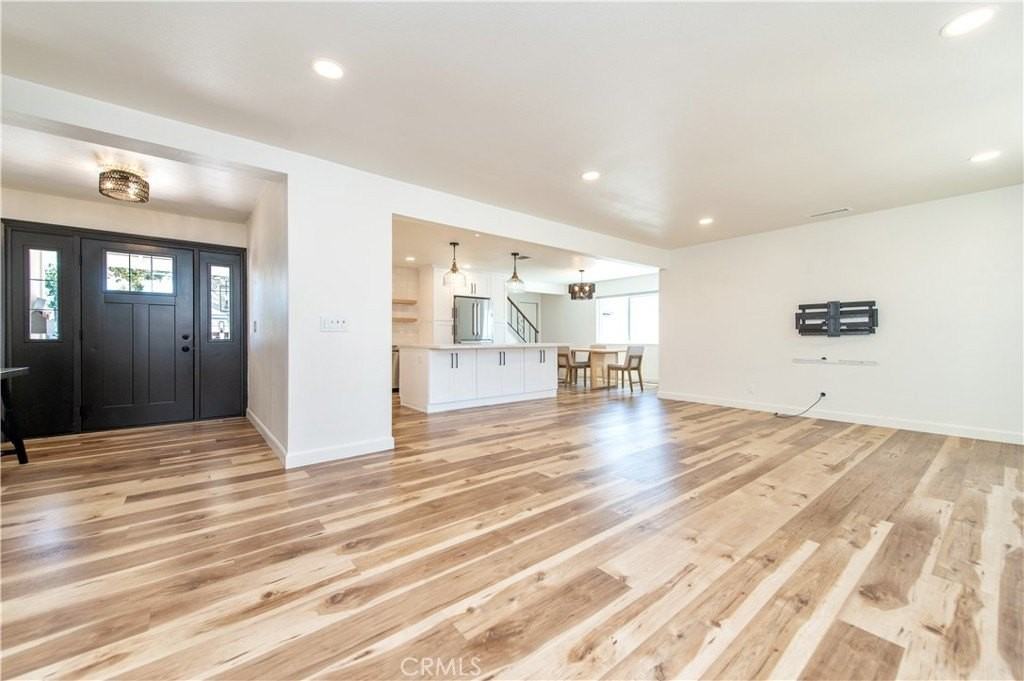 13381 Del Cerro Dr - Photo 2 of 22