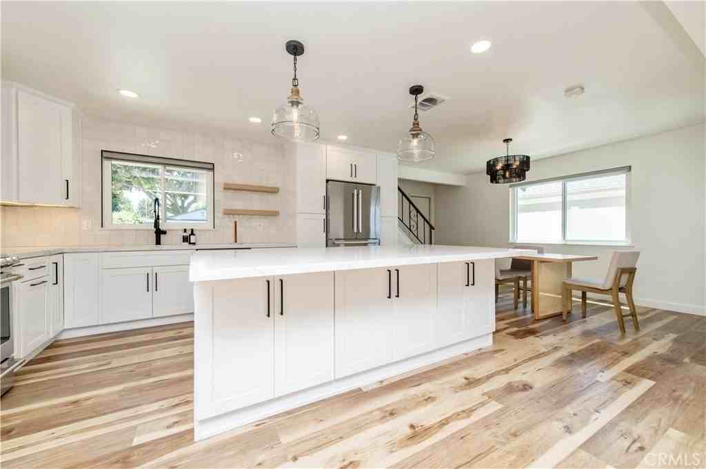 13381 Del Cerro Dr - Photo 6 of 22
