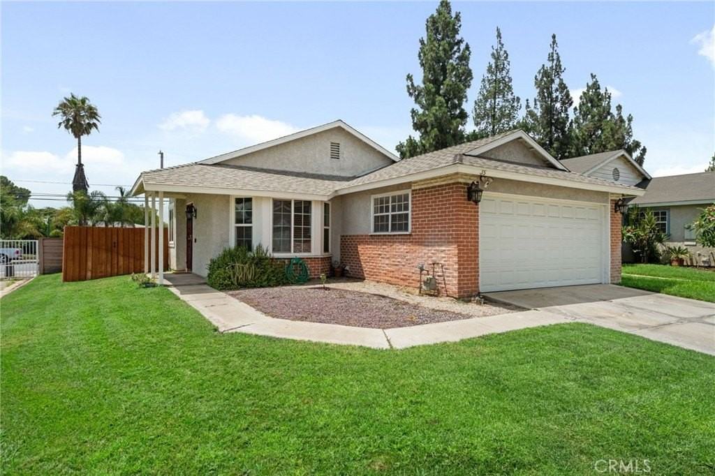 15957 Randall Ave - Photo 2 of 22