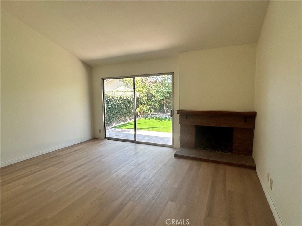 5011 Greencap Ave - Photo 5 of 20