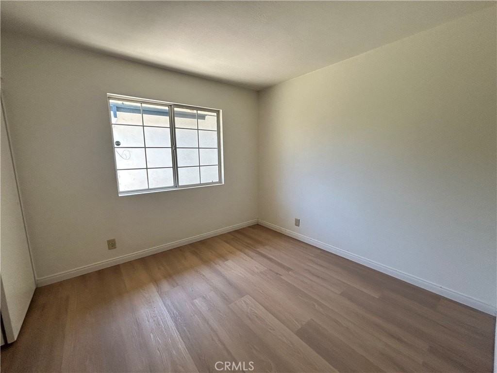 5011 Greencap Ave - Photo 7 of 20