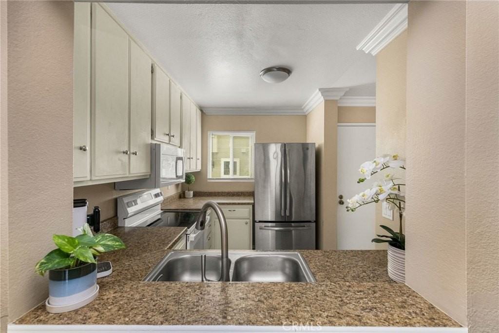 5825 E Creekside Ave #9 - Photo 7 of 41