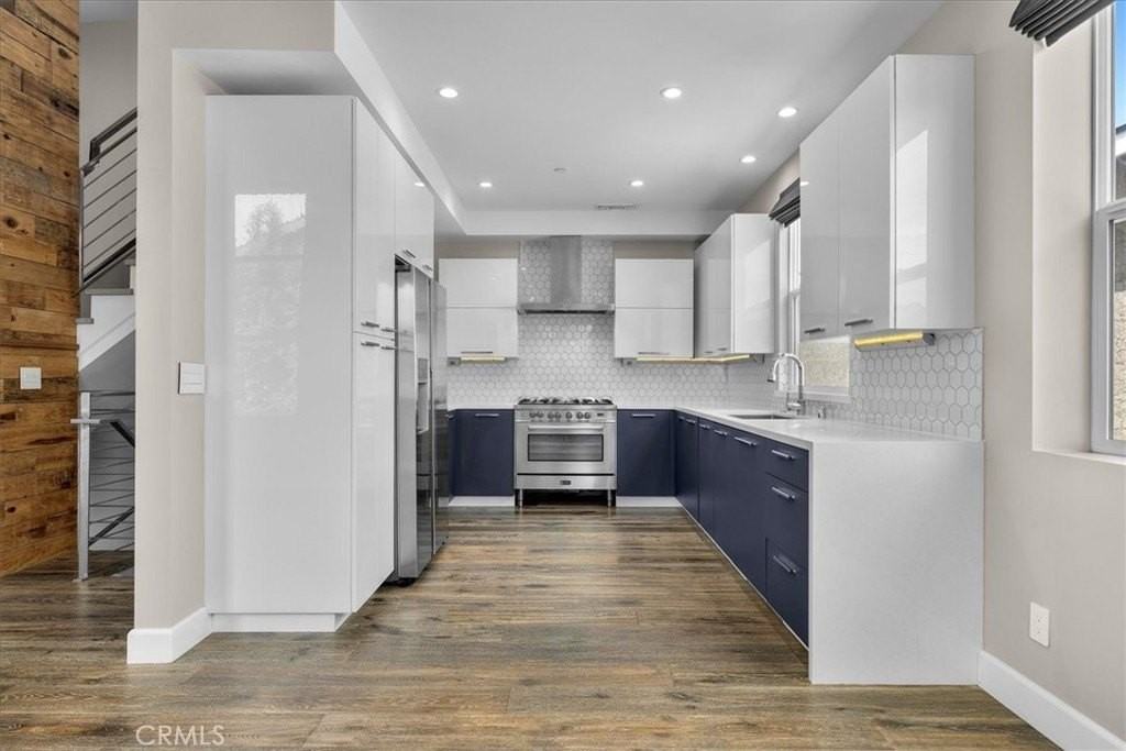 2415 Carnegie Ln #C - Photo 6 of 50