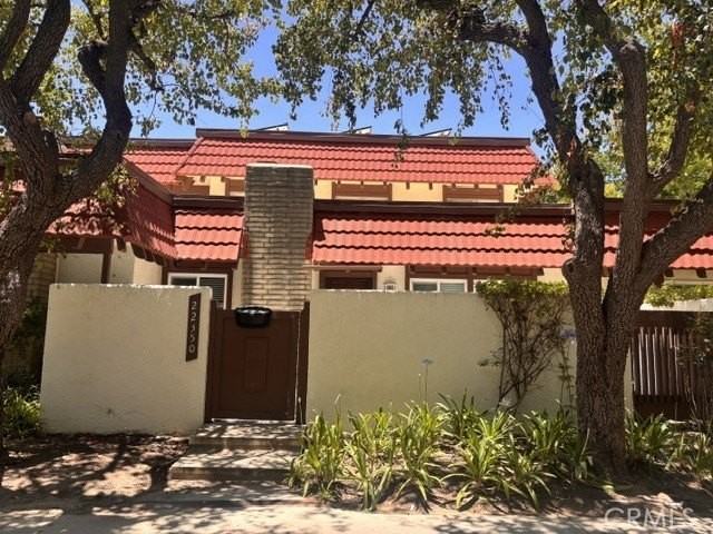 22350 James Alan Cir - Photo 2 of 50