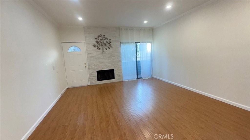 5841 Etiwanda Ave - Photo 3 of 21