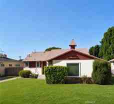 6943 Nagle Ave - Photo 1 of 1