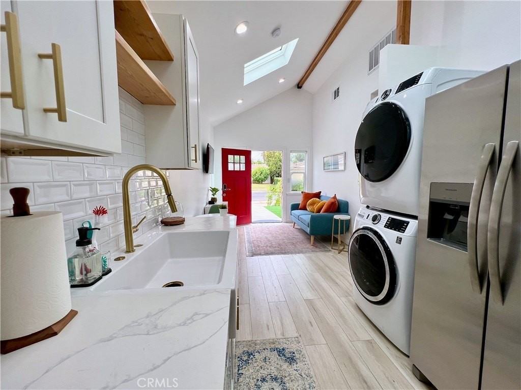 24033 1/2 Welby Way - Photo 3 of 10