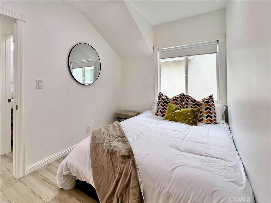 24033 1/2 Welby Way - Photo 7 of 10