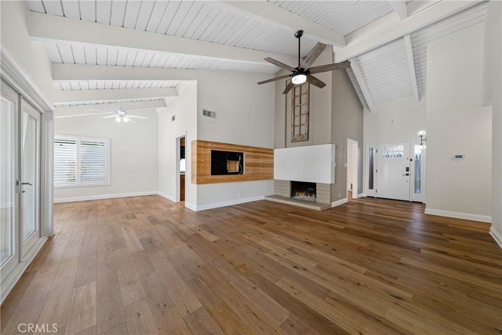 23291 Downland Rd - Photo 4 of 40