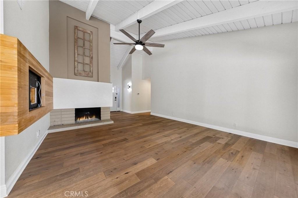23291 Downland Rd - Photo 7 of 40