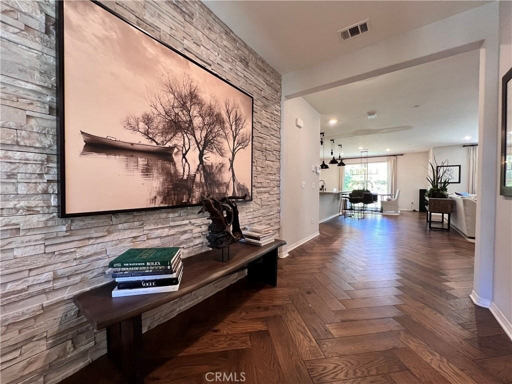 16552 Justin St - Photo 3 of 44