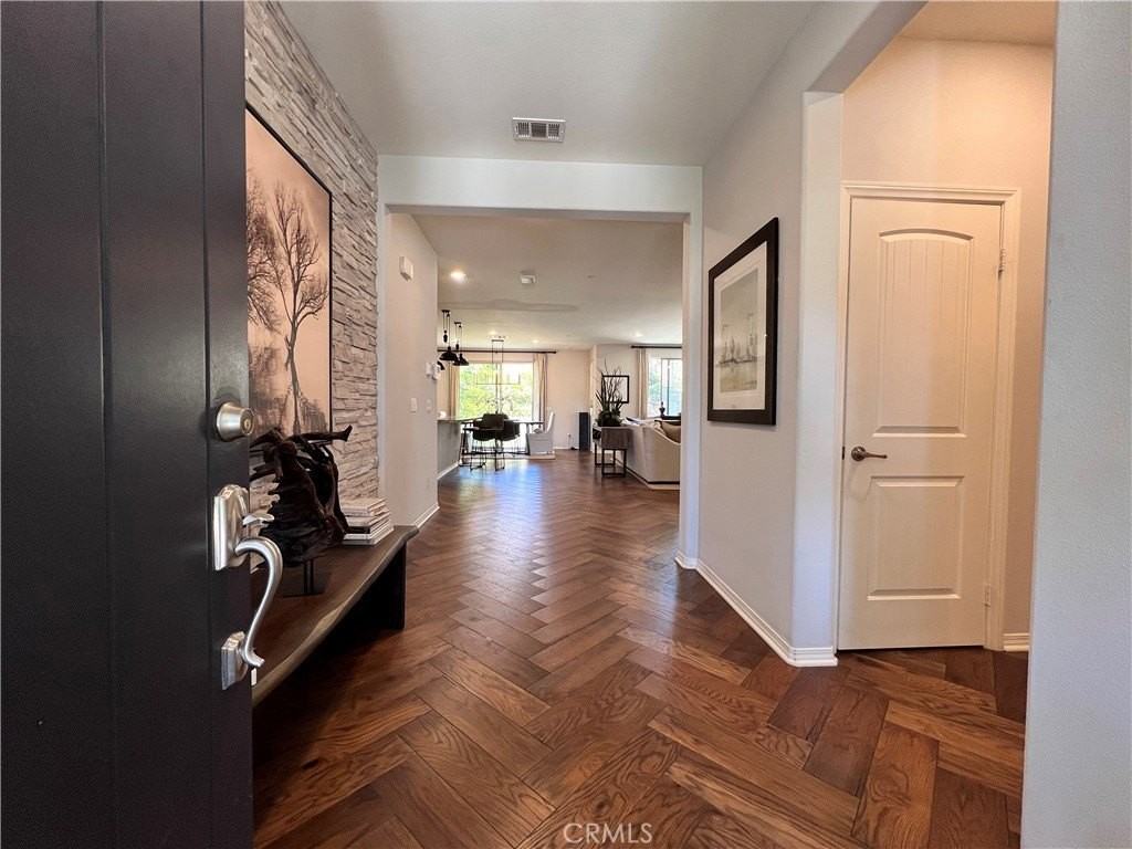16552 Justin St - Photo 4 of 44