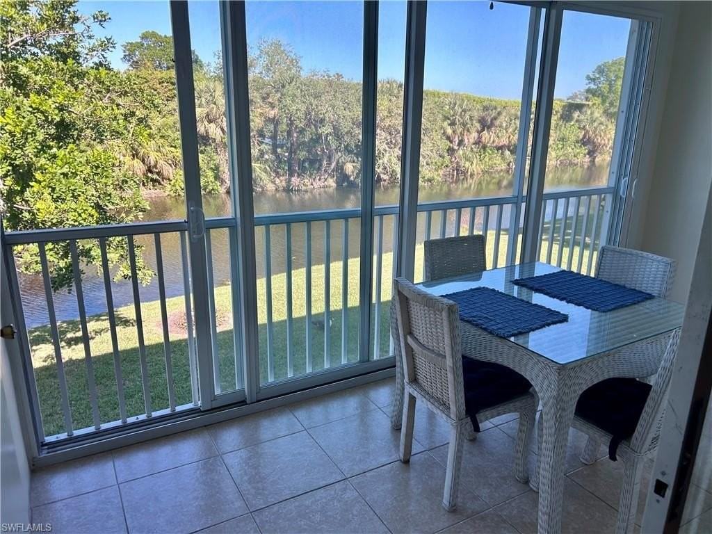 633 Palm View Dr #4 - Photo 2 of 11