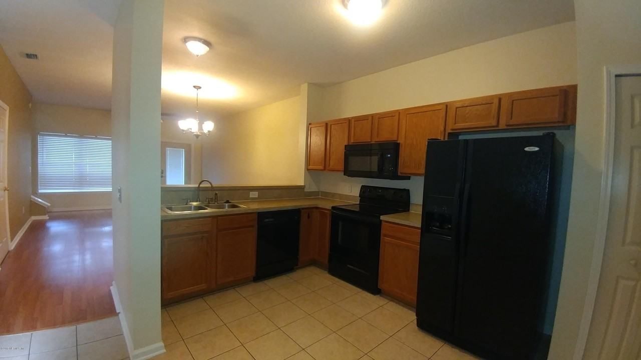 408 Southern Branch Ln - Photo 3 of 13