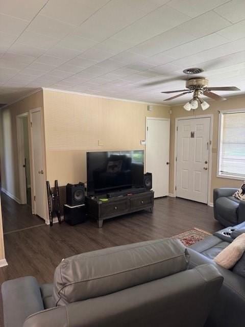 660 Princess Dr - Photo 3 of 15