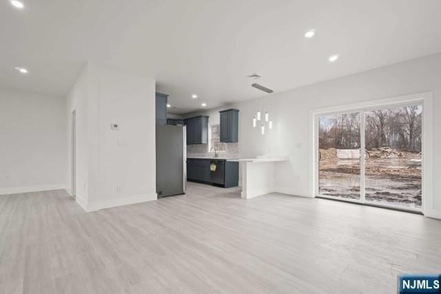 417A Frances Ln - Photo 5 of 25