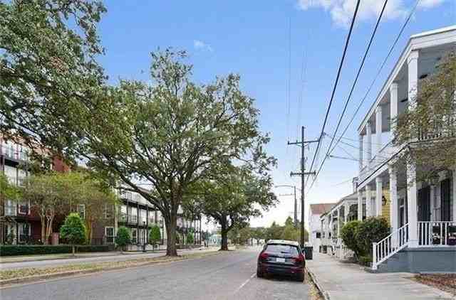 1463 Annunciation St #B - Photo 6 of 28