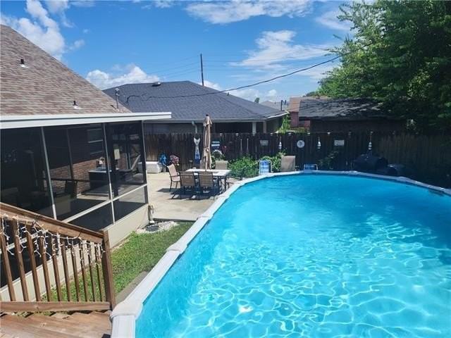 2309 Pirate Dr - Photo 4 of 47