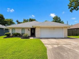 319 Lakewood Dr - Photo 1 of 1