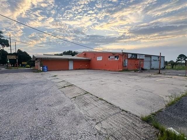 7101 Chef Menteur Hwy - Photo 5 of 6