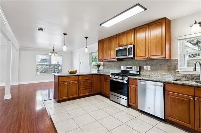 215 Citrus Rd - Photo 5 of 11
