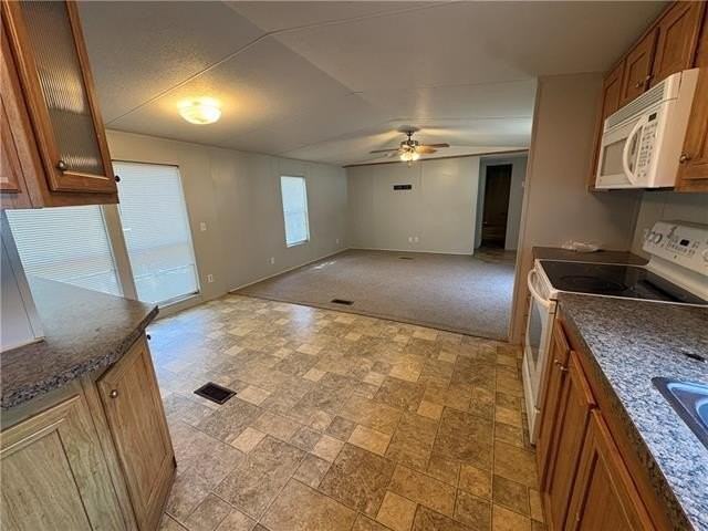 13268 New Genessee Rd - Photo 4 of 10