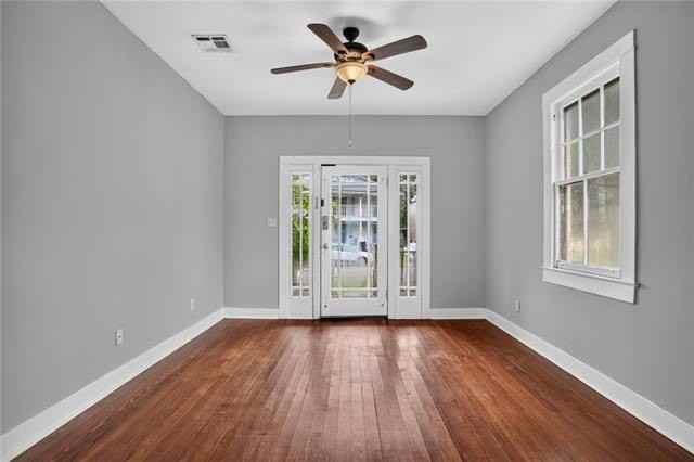 2550 Wisteria St - Photo 4 of 15