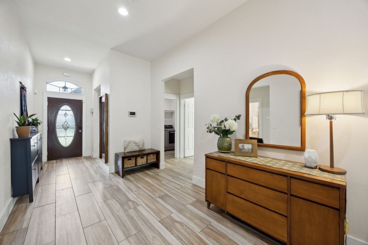 4435 Cicero St - Photo 3 of 21