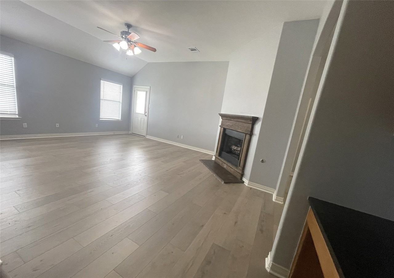 18 Kramer Ct - Photo 4 of 26
