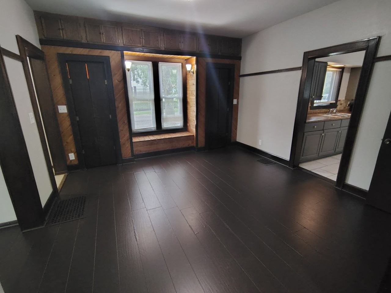1102 Grant Ave #1 - Photo 2 of 14