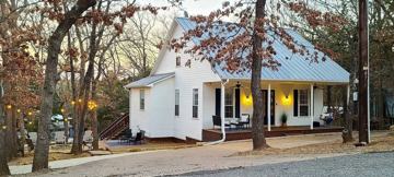 featured image of 47 Wales Dr