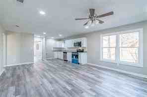 220 W Murray St - Photo 4 of 14