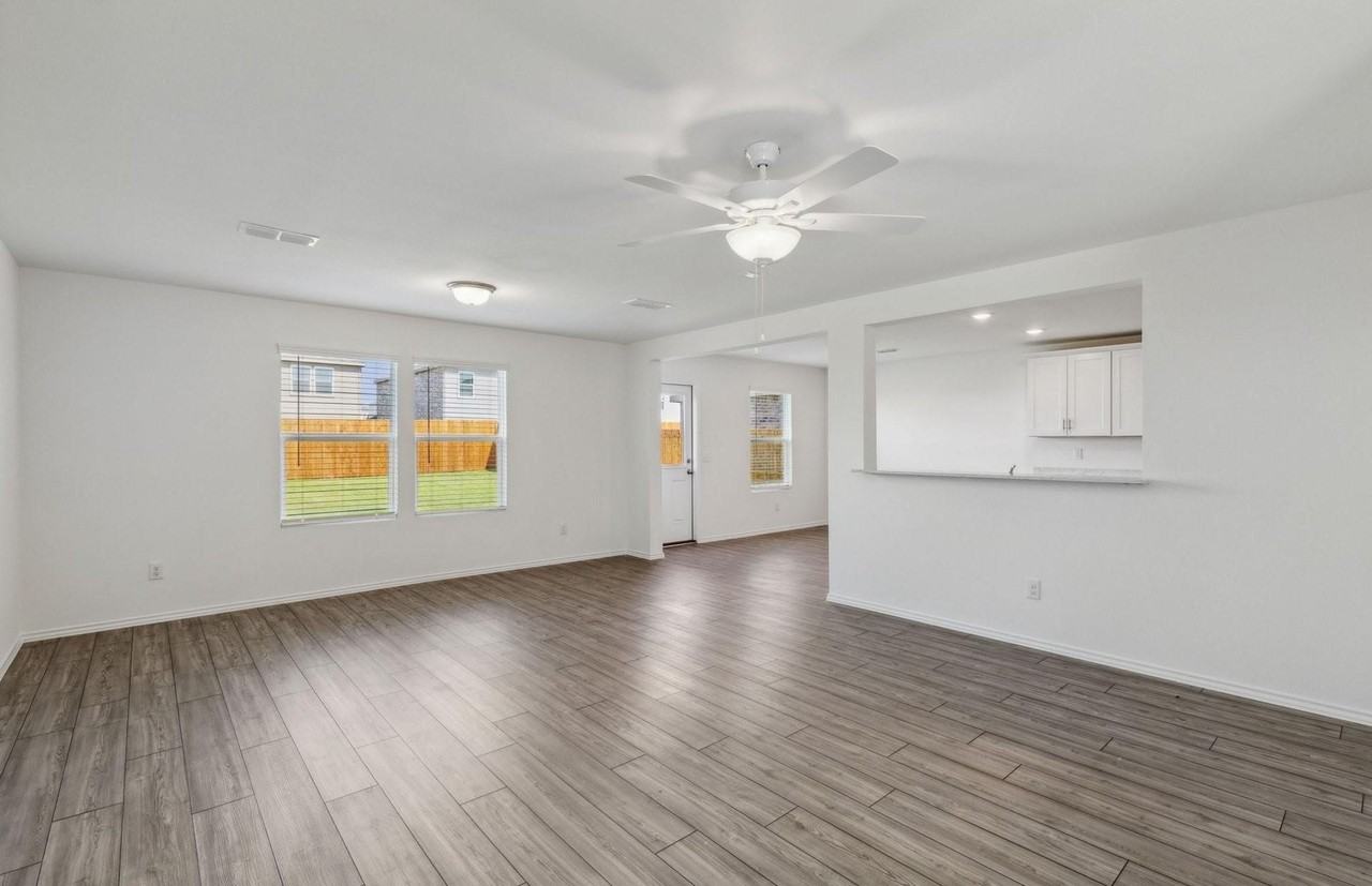 2103 Sugar Maple Ln - Photo 2 of 14