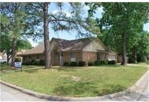 7250 Vanessa Dr - Photo 2 of 10