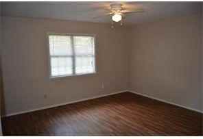 7250 Vanessa Dr - Photo 6 of 10