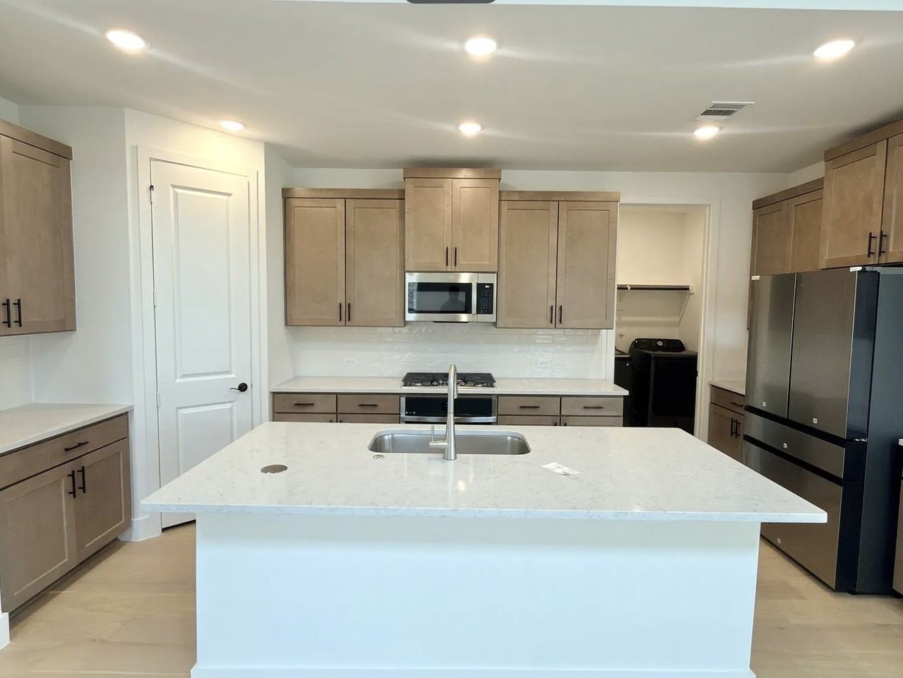 7324 Confetti Ln - Photo 3 of 28