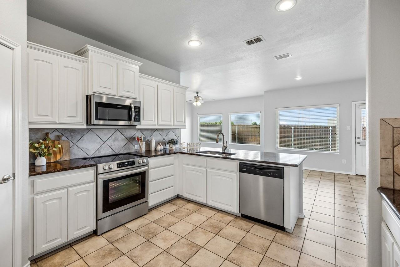 3964 Tule Ranch Rd - Photo 4 of 31