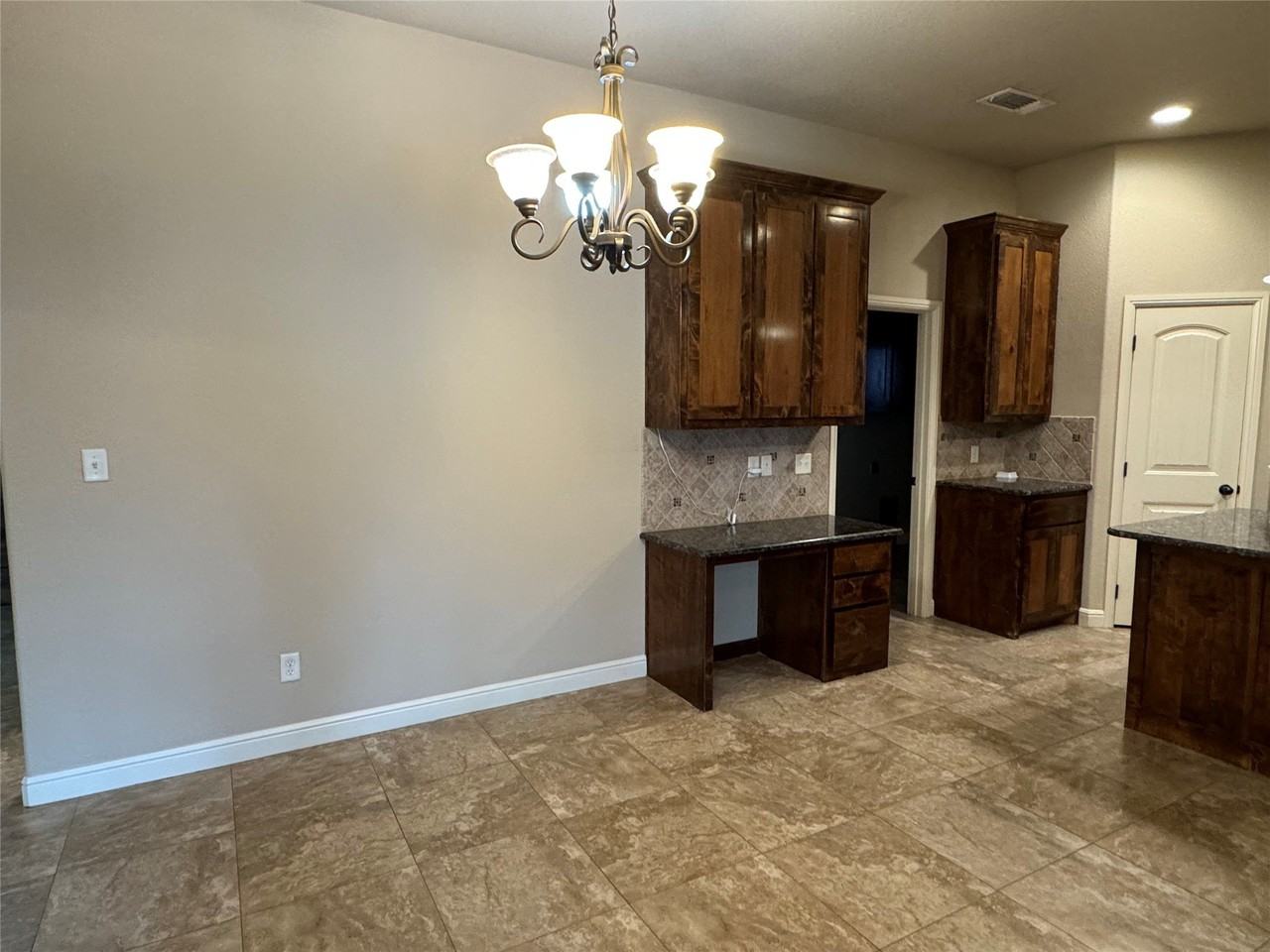 1309 Preston Trail Ct - Photo 3 of 10