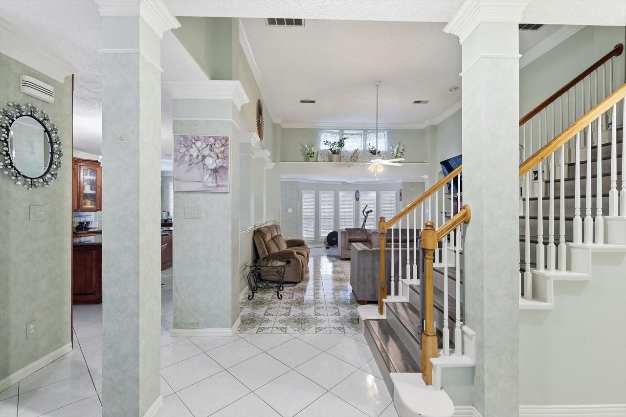 2014 Rumson Dr - Photo 4 of 39