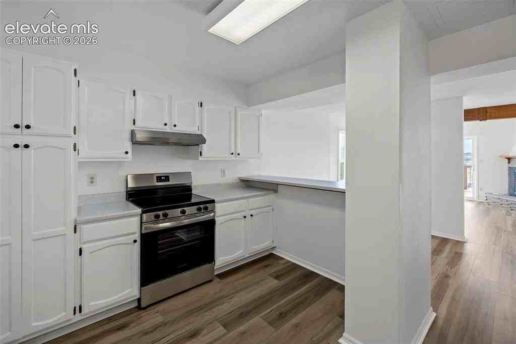 5448 Fiesta Ln - Photo 4 of 27