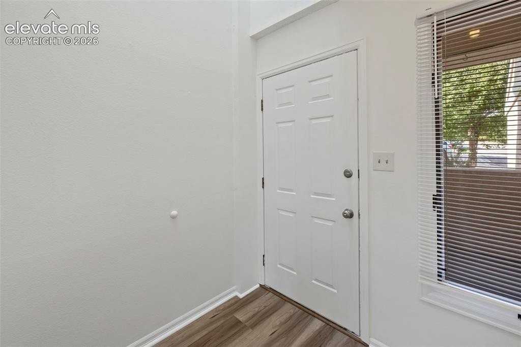 5448 Fiesta Ln - Photo 6 of 27