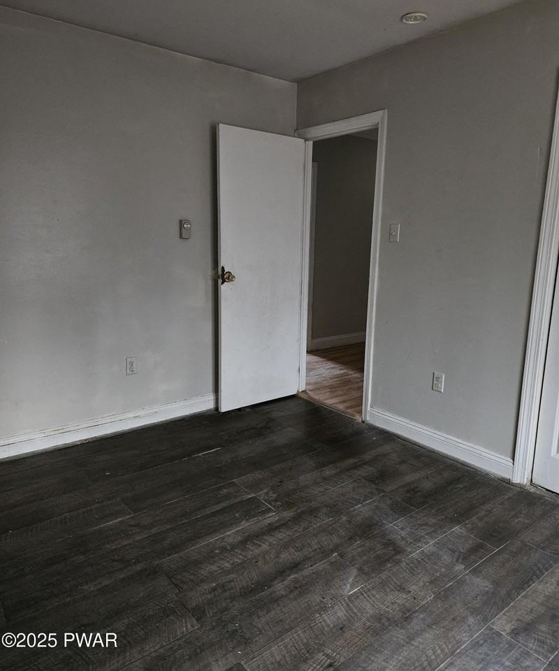 245 Gold Finch Rd - Photo 6 of 9