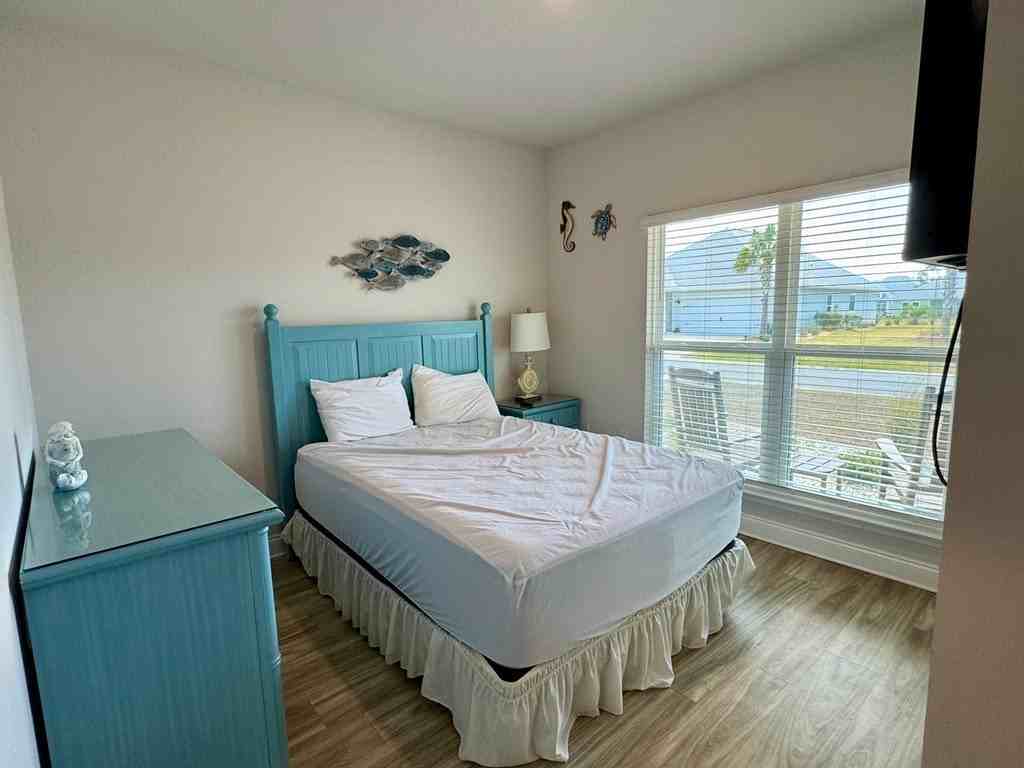 150 Heron Ct - Photo 7 of 34