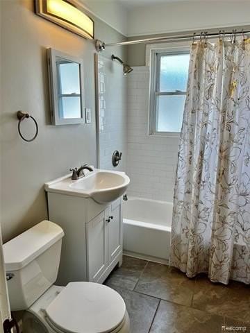 740 W Shevlin Ave - Photo 7 of 22