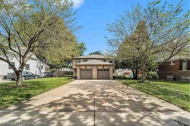 896 Saint Clair Ave - Photo 2 of 27
