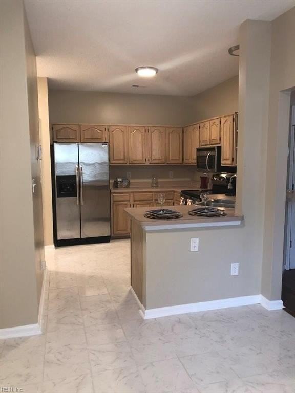 820 E Willow Point Pl - Photo 5 of 23