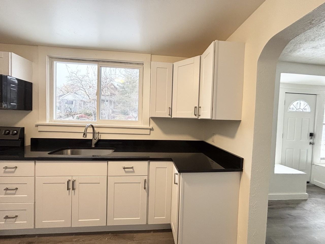 478 E 8th Ave #478 - Photo 4 of 17