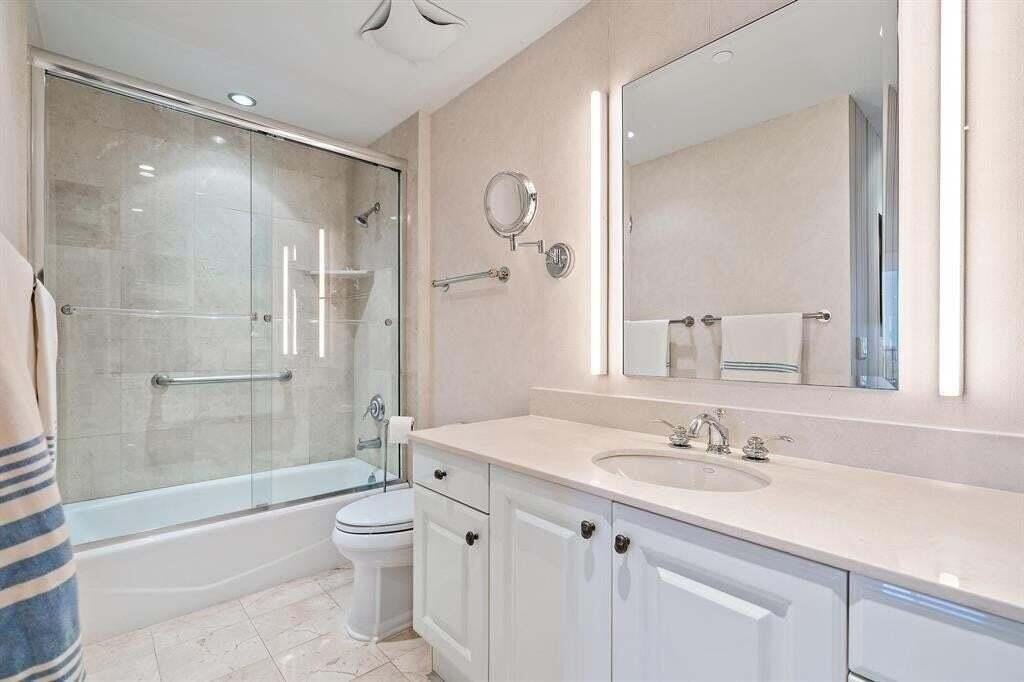 800 Ocean Dr #1104 - Photo 6 of 40